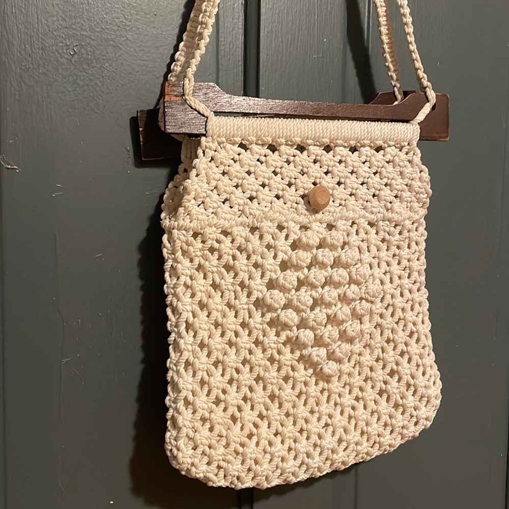 Handmade White Macrame & Wooden Purse